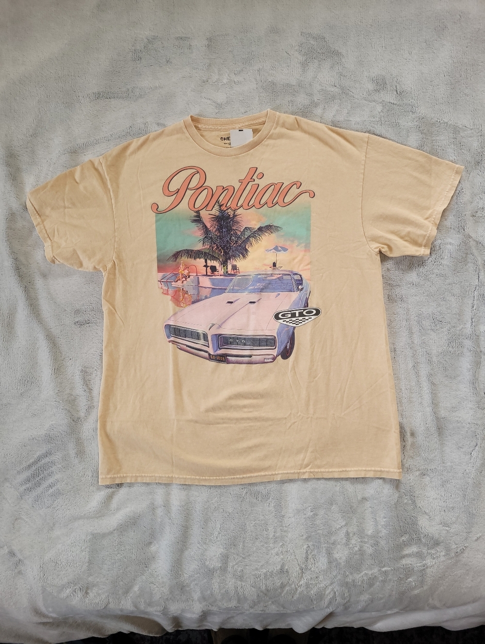 Chemistry Mens Size L/XL Pontiac GTO Classic Car Graphic Print Tshirt